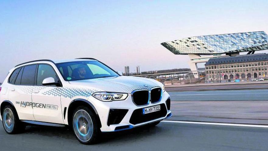 Provem el BMW iX5 
d’hidrogen