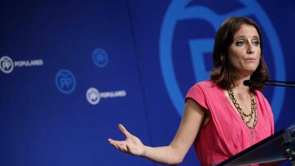 Andrea Levy, en una rueda de prensa en la sede del PP, en agosto.