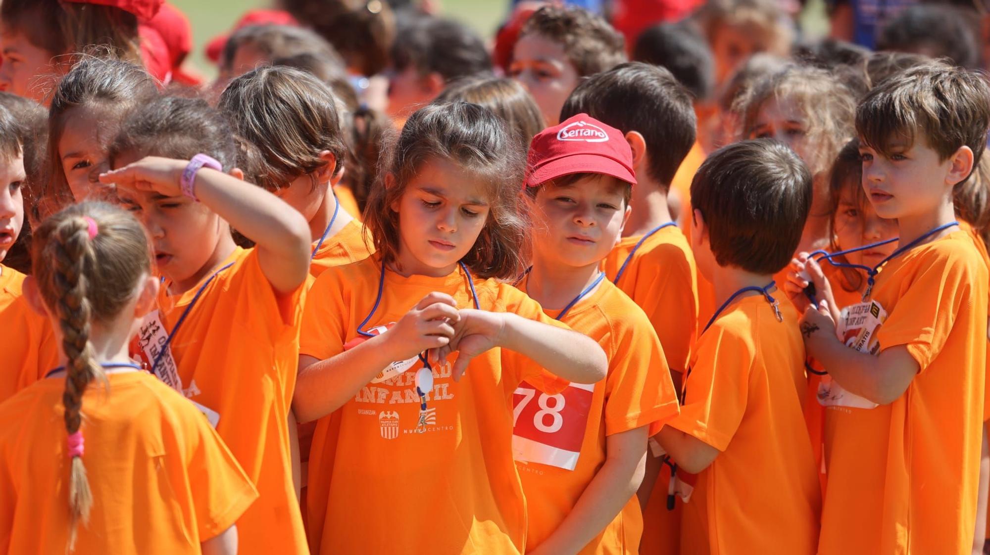 Las mejores fotos de la 15ª  Olimpiada infantil del Valencia Club de Atletismo y Nuevo Centro