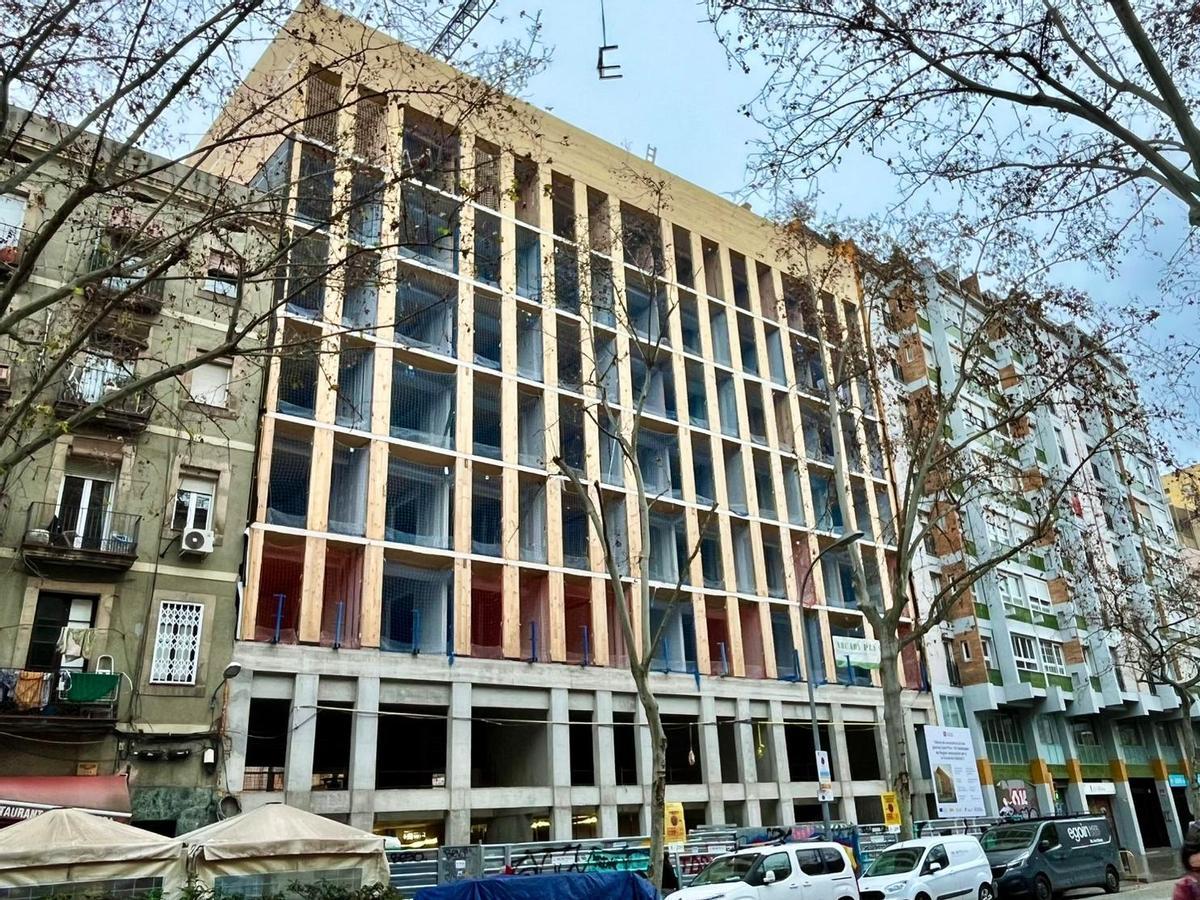 Estado actual de las obras de los pisos sociales del Gimnasio Social Sant Pau