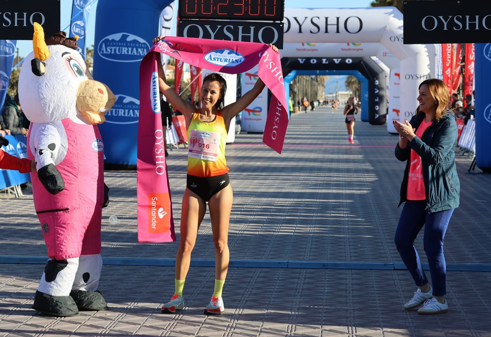 Carrera de la Mujer 2025: Las mejores imágenes del evento
