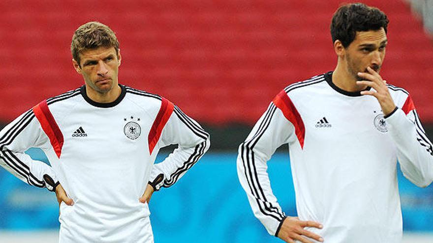 Müller y Hummels, en un entrenamiento de Alemania