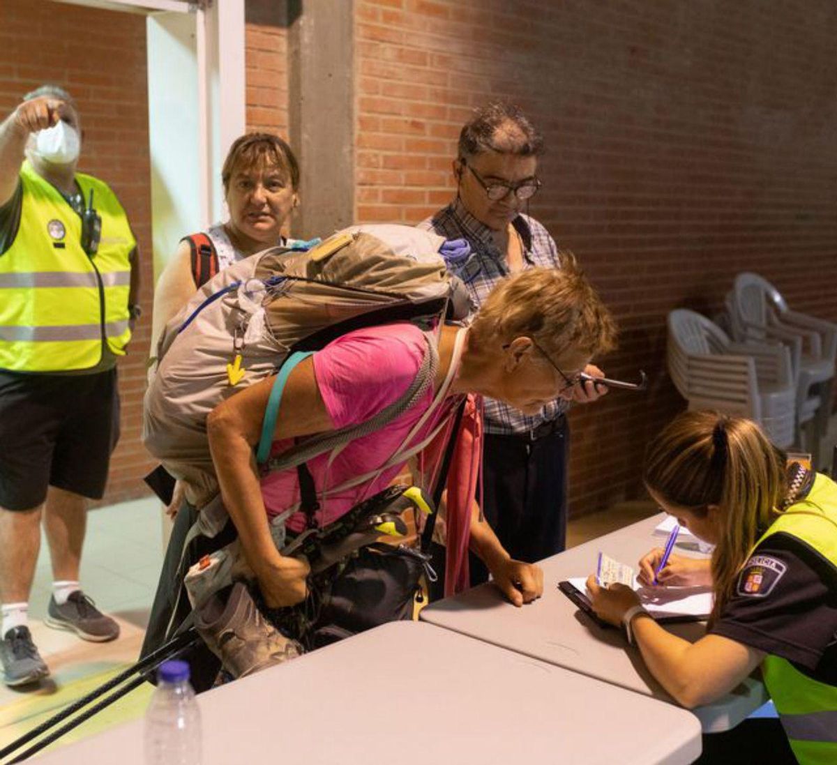 La angustia de quienes dejan su casa atrás: “Parece una maldición”