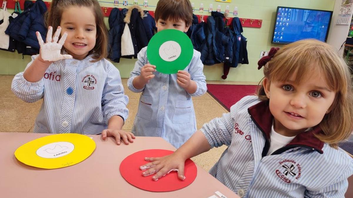 Varios alumnos en clase