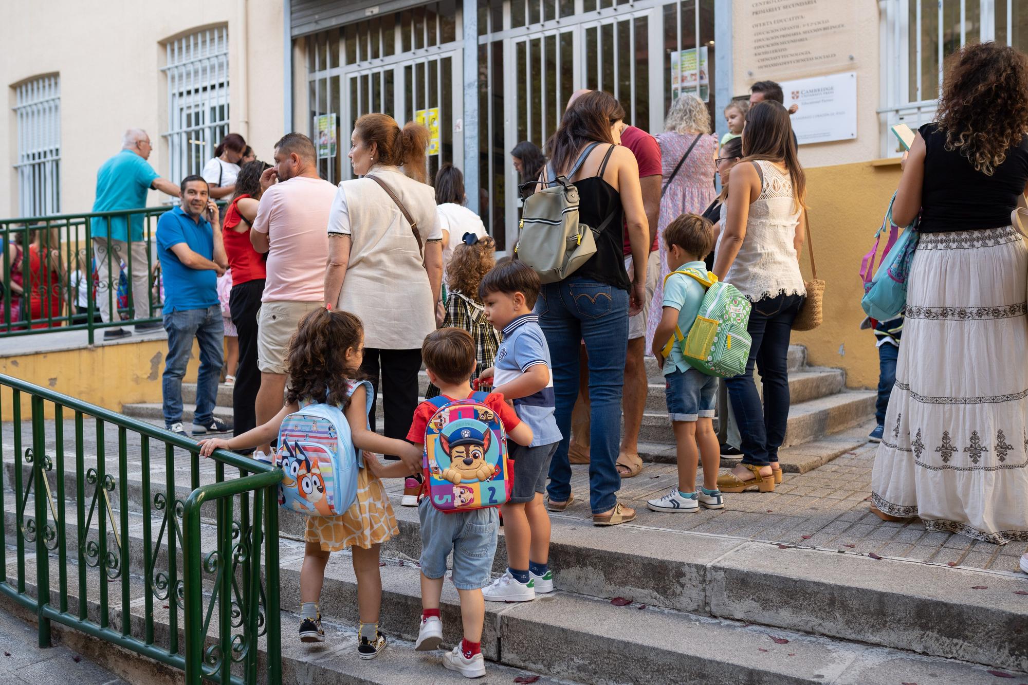 GALERÍA | Así han vivido lo más pequeños la vuelta al colegio en Zamora