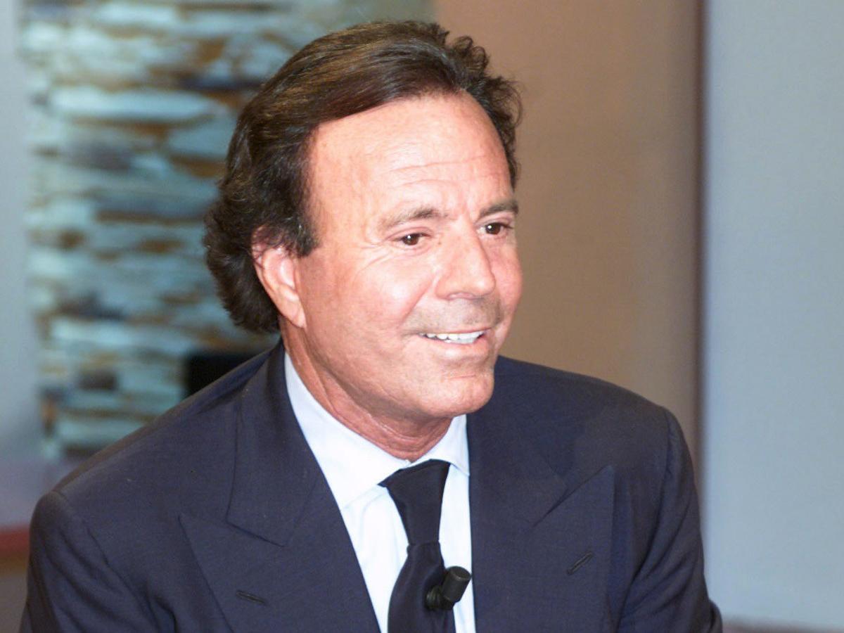 JULIO IGLESIAS