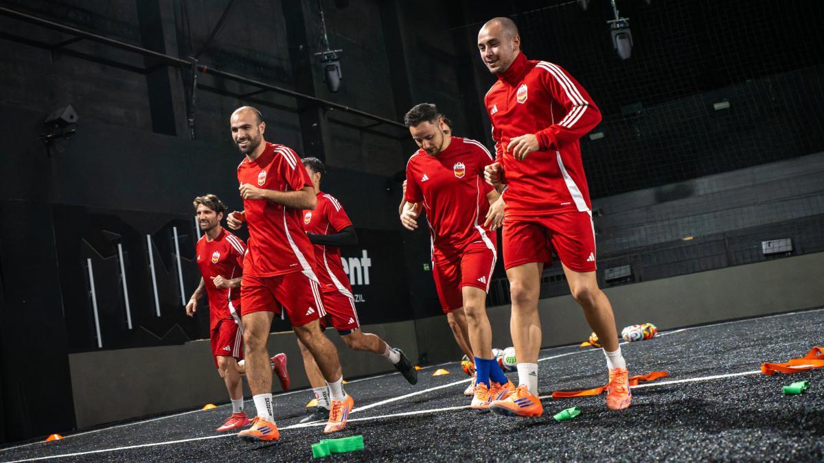 España, preparando su partido ante Estados Unidos en el Mundial de la Kings League