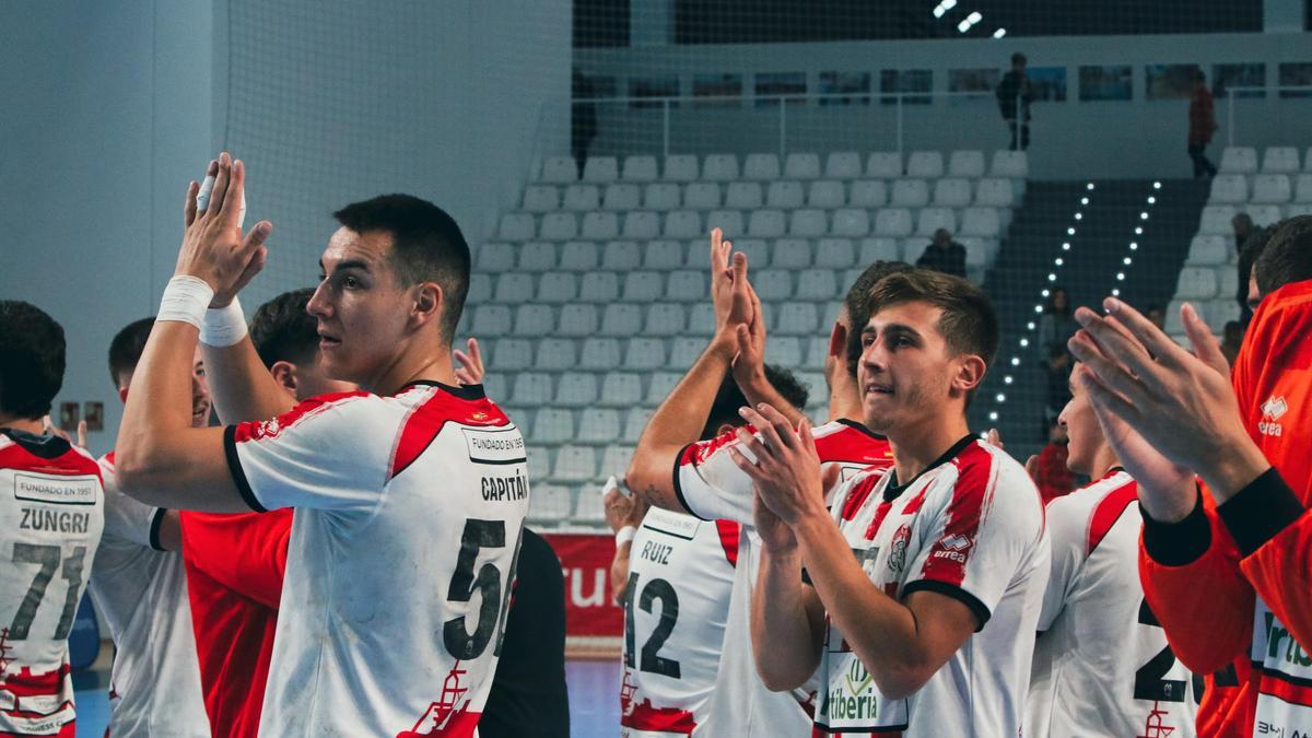 El Fertiberia Puerto de Sagunto recibe este domingo al Balonmano Servigroup Benidorm.