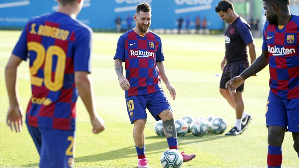 El Barça entrena con Messi