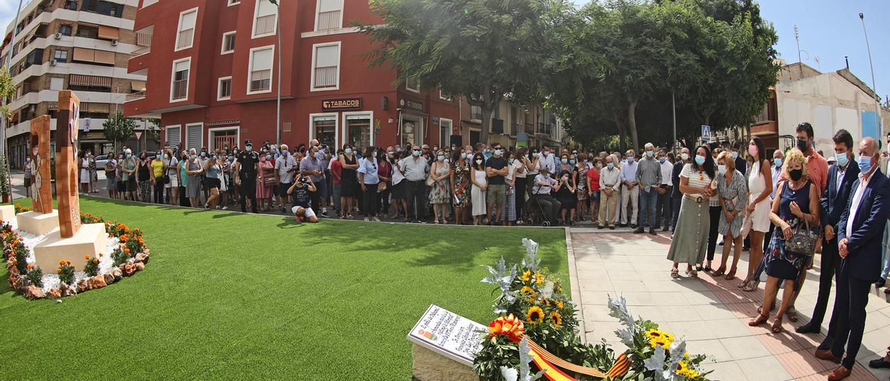 Homenaje a las víctimas del atentado de Mutxamel