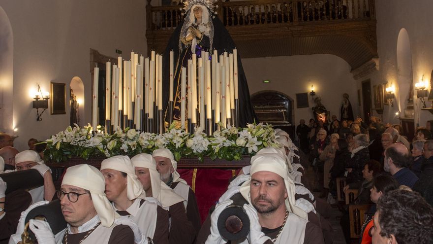 La procesión de Nuestra Señora de la Soledad en la Orden Tercera de A Coruña
