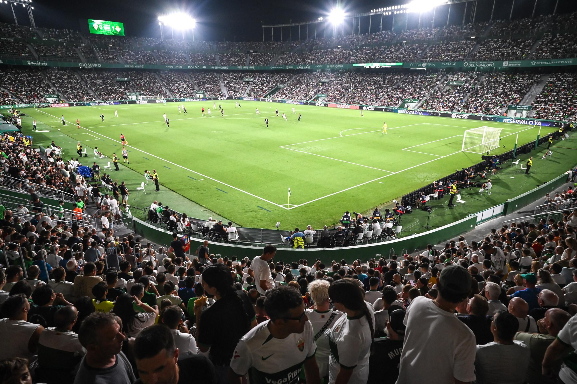El Elche vuelve a Primera División con un empate frente al Betis (1-1)