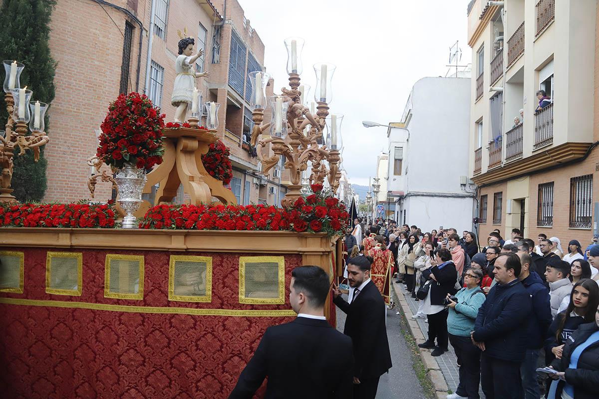 El Niño Jesús de la Estrella recorre las calles de Huerta de la Reina El Niño Jesús de la Estrella recorre las calles de Huerta de la Reina