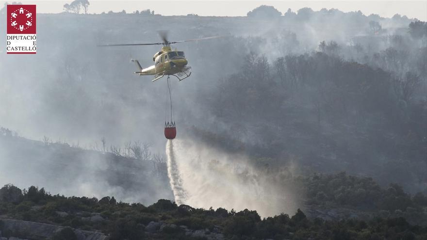 Estabilizado el incendio forestal de Xert