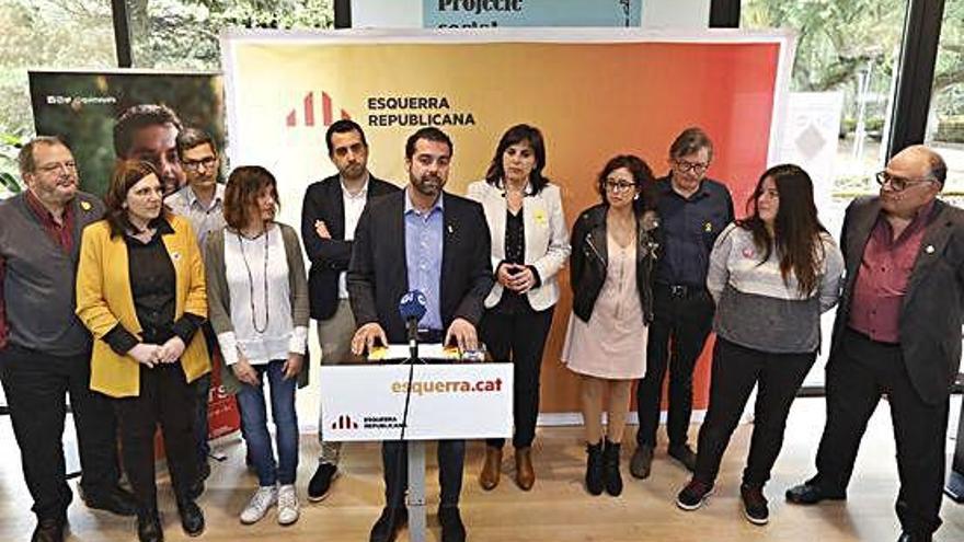 Quim Ayats, ahir, a la Rosaleda, amb bona part dels membres de la seva candidatura.