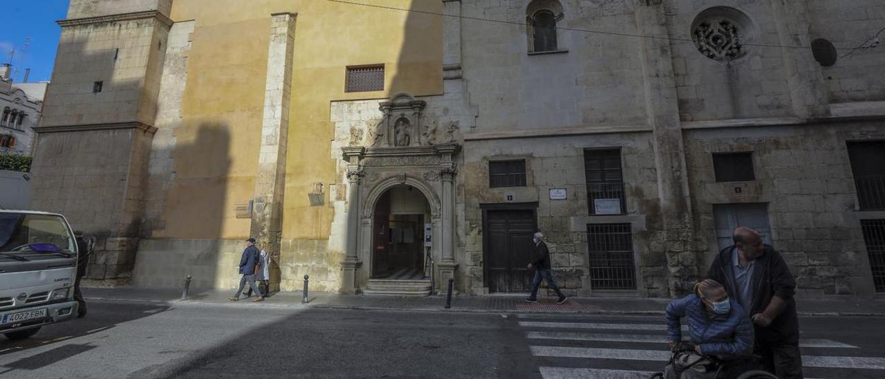 El convento de las Clarisas, edificio que el PSOE quiere convertir en hotel