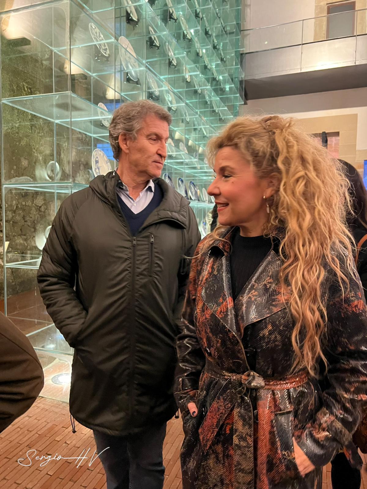 El líder del PP con la alcaldesa.