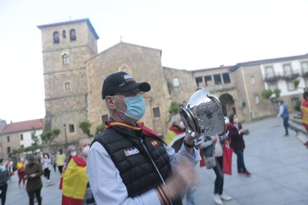 Cacerolada contra el gobierno en Avilés