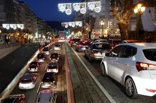 El desvío del tráfico de las luces a Samil alivia los atascos en los accesos al centro de Vigo