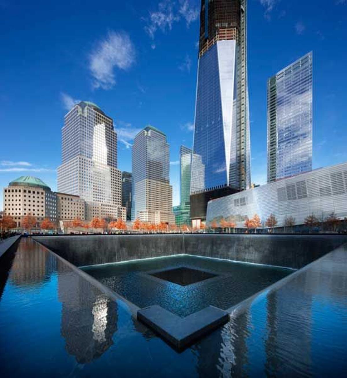 Memorial Nacional del 11 de Septiembre en el lugar que ocupaba el World Trade Center.