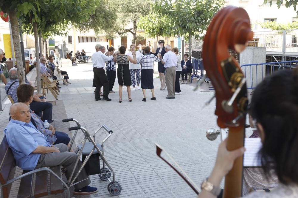 Sardanes a les Festes de Cassà