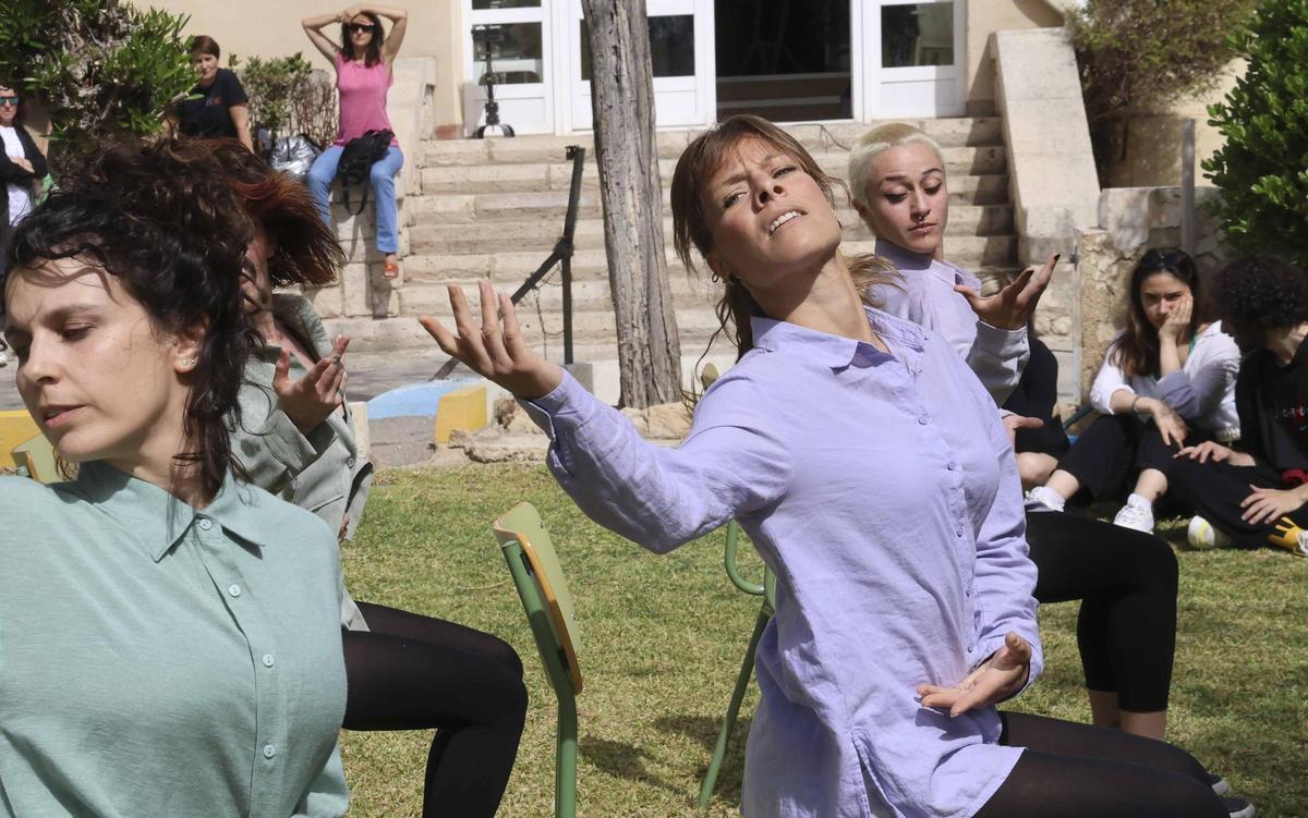 La danza se refugia en Alicante del terremoto de Turquía