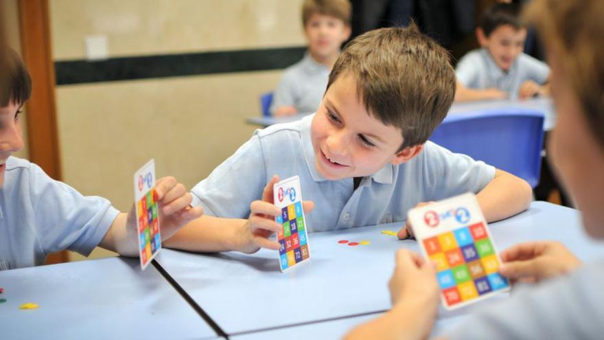 Alumnos de Primaria trabajando en Matemáticas. |  | CEDIDA A LNE