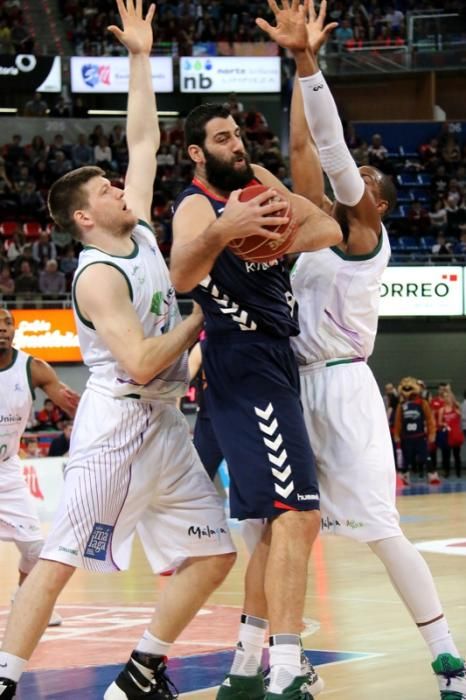 Liga ACB | Laboral Kutxa, 56 - Unicaja, 83