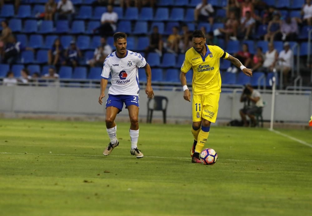 Delia Padrón Partido Copa Mahou entre el Tenerife y Las Palmas , Heliodoro Rodriguez Lopez