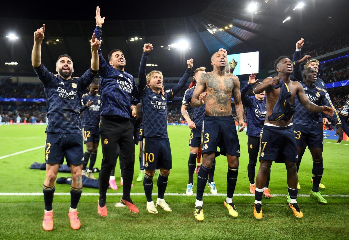 Los jugadores del Real Madrid celebran el pase ante el Manchester City