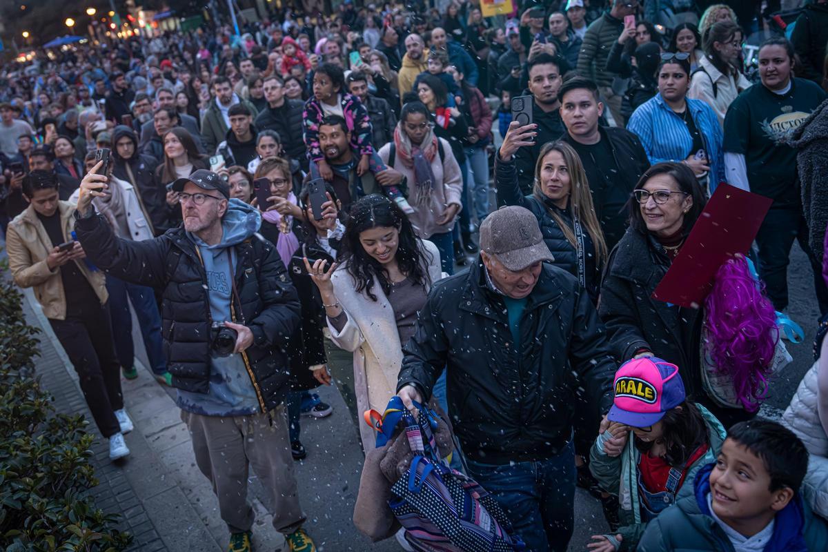 Arranca el Carnaval 2025 de BCN en Sants