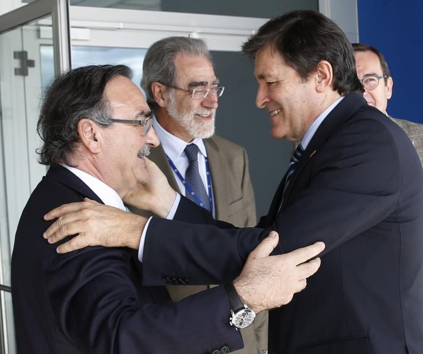 Firma del convenio para la creación del Instituto de Investigación Sanitaria del Principado de Asturias.