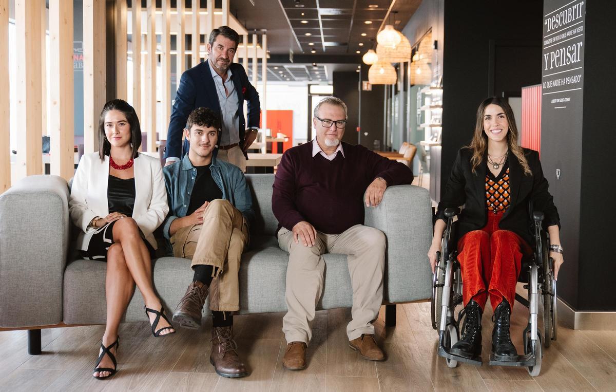 Café para Cinco, la minisèrie que t’ensenya educació financera i, sí, t’enganxarà