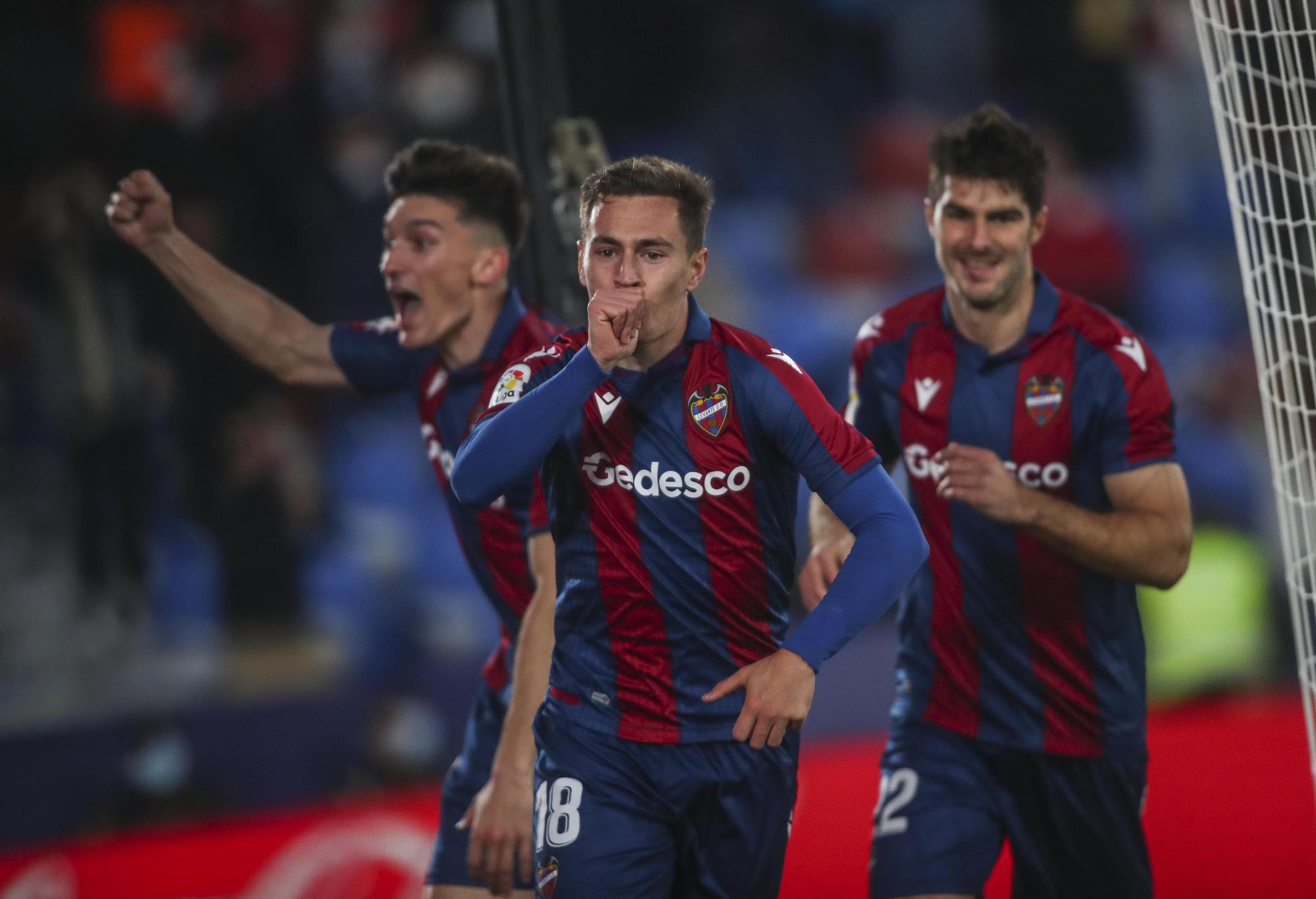 Las imágenes de la victoria del Levante UD