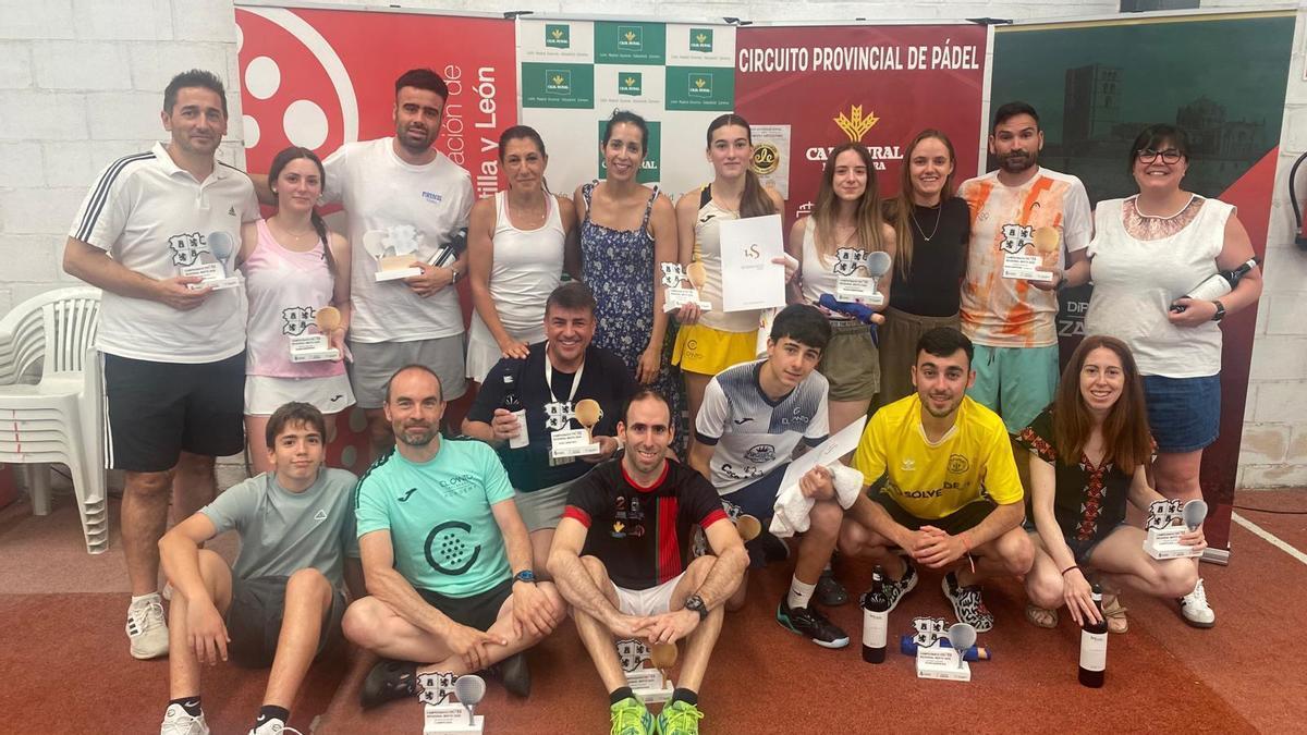 El campeonato de Castilla y León de Pádel mixto ya tiene ganadores