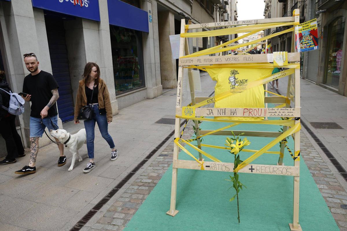 Les escoles públiques porten la protesta a Temps de Flors