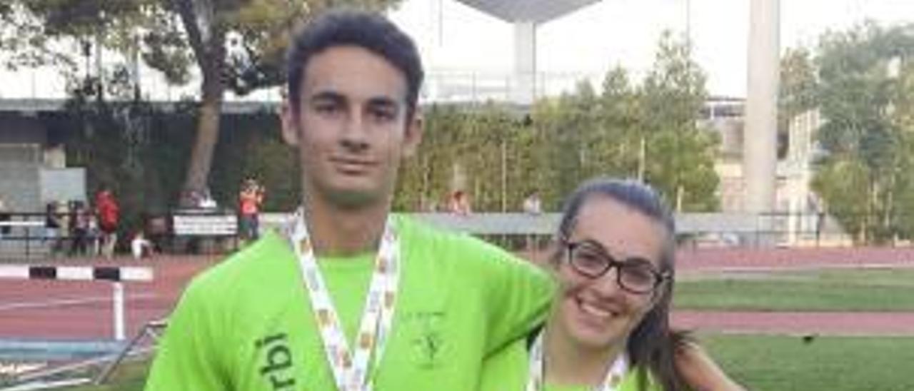 El Garbí obtiene  diez medallas y una mínima nacional  en el autonómico