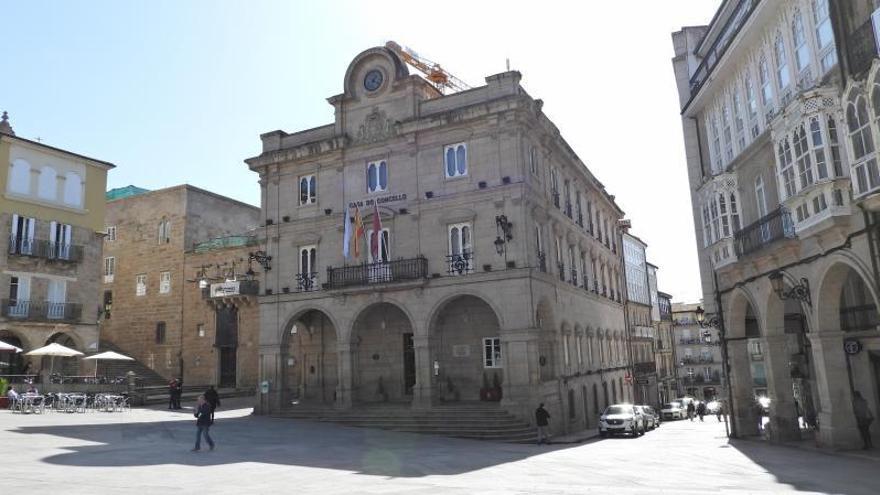 El Concello de Ourense, en la Plaza Mayor de la capital de As Burgas.