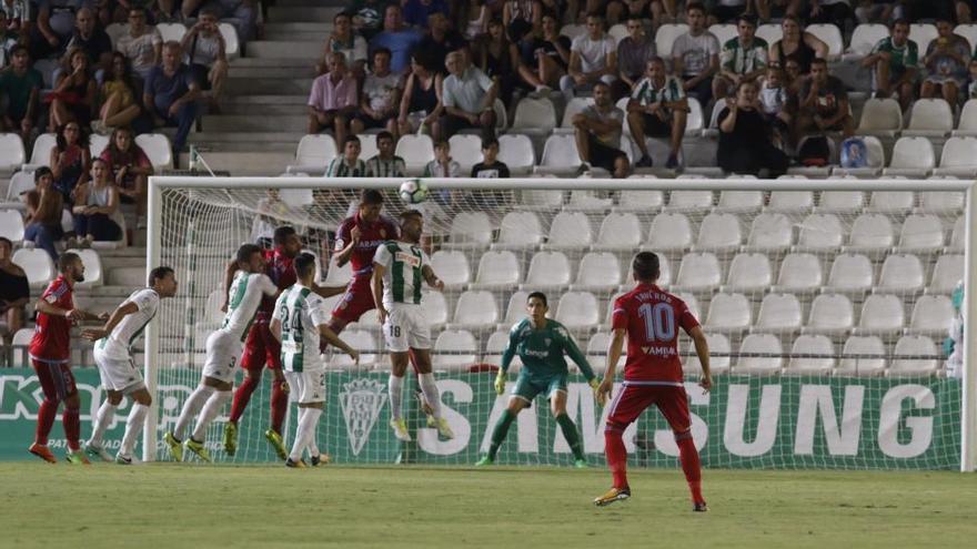 El Córdoba cae por la mínima en La Romareda (1-0)