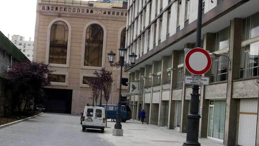 Un tramo de Yela Utrilla, con el Auditorio, al fondo.