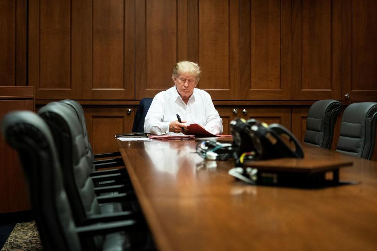 Trump: "Estados Unidos es el país más poderoso del mundo. No puedo encerrarme"