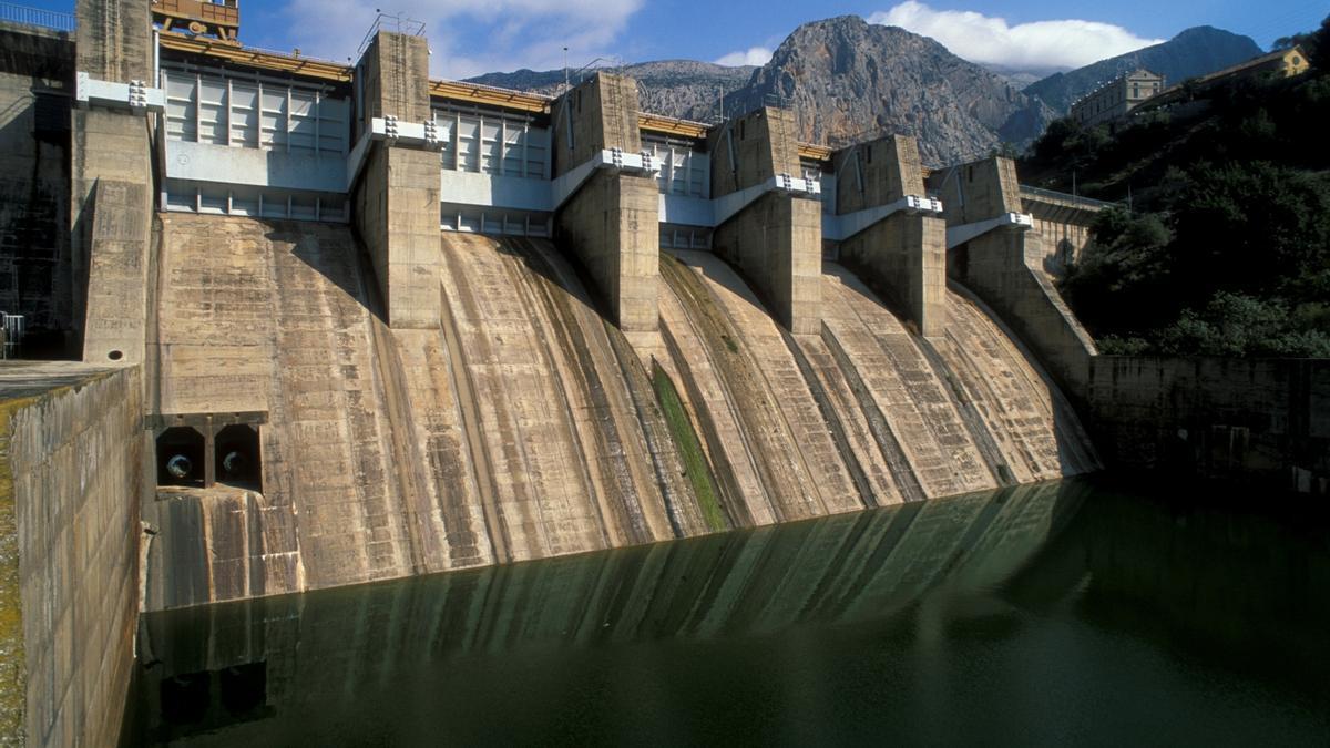 Central hidroeléctrica.