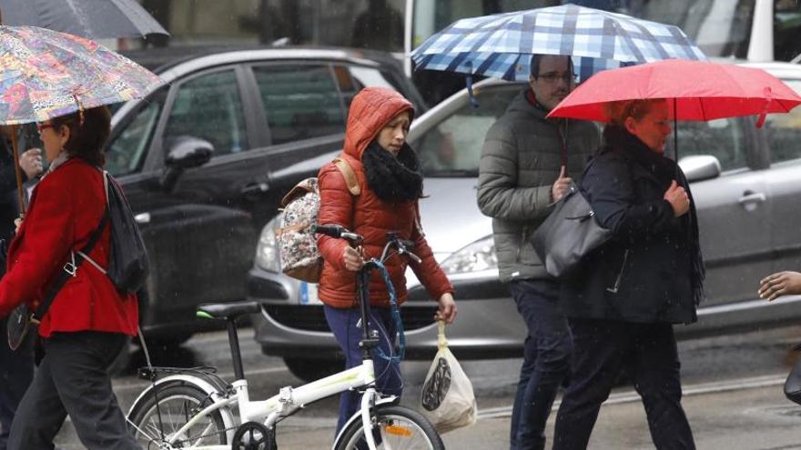 L&#039;estiu s&#039;acomiada amb pluja i descens de les temperatures