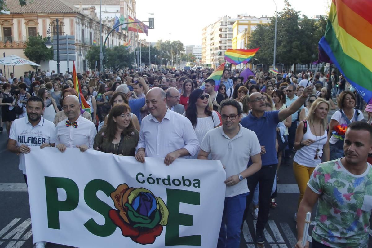 FOTOS: La fiesta del Orgullo LGTB.