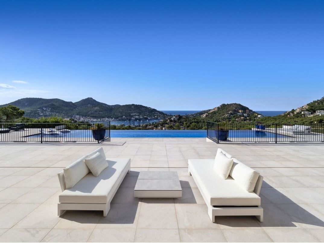Vivienda valorada en 24.950.000 euros y ubicada en una parcela de 96.000 m² en Puerto de Andratx, en Mallorca. Tiene 1.294 m² de superficie y seis habitaciones.
