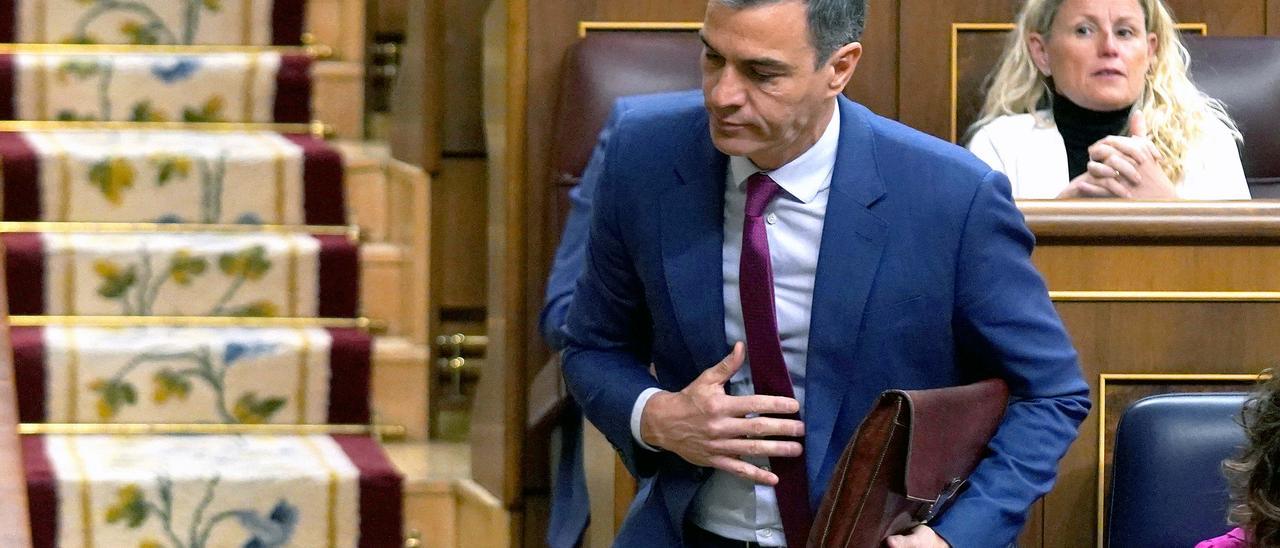 Sánchez cancela su agenda y el lunes anunciará si sigue como presidente por &quot;la gravedad de los ataques&quot; a su mujer
