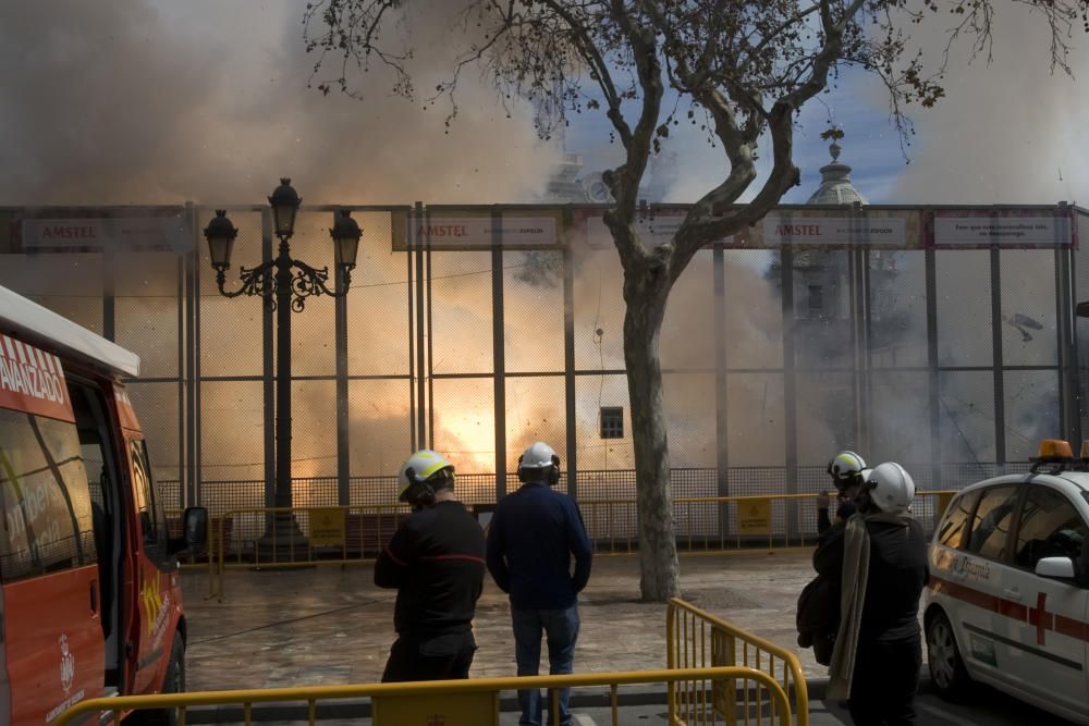 Búscate en la última mascletà de las Fallas 2017