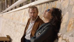 Timothy Spall y Sarita Choudhury, en ’Nieva en Benidorm’