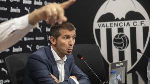 Albert Celades, en su presentación como nuevo técnico del Valencia en sustitución de Marcelino