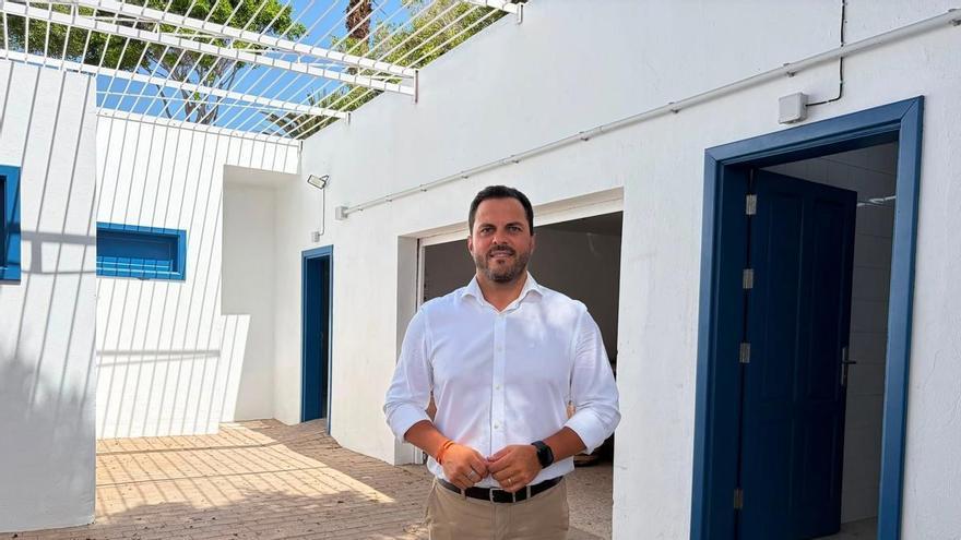 Arrecife reabre los baños públicos del Parque Temático tras años cerrados junto a El Reducto